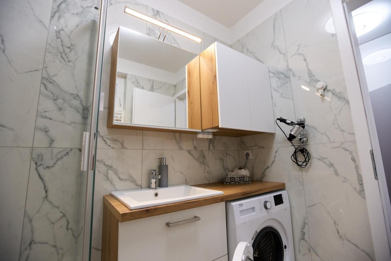דירות Starlight Bronze Szeged- Exclusive מראה חיצוני תמונה
