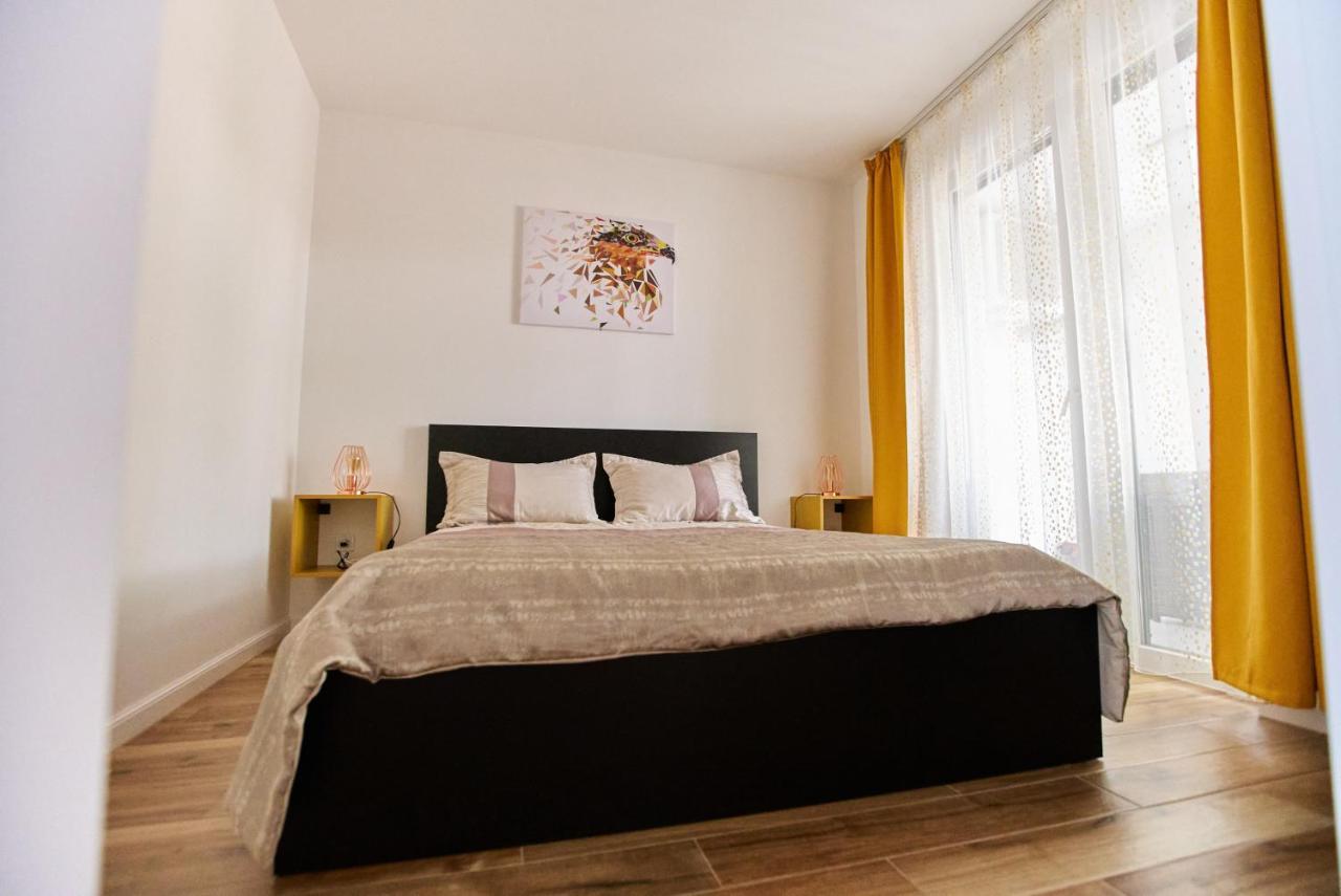דירות Starlight Bronze Szeged- Exclusive מראה חיצוני תמונה