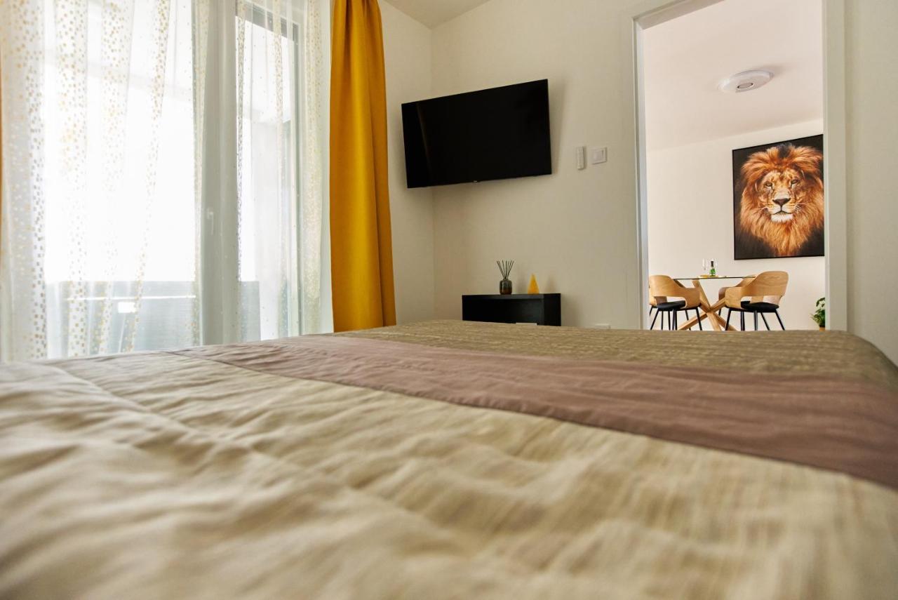 דירות Starlight Bronze Szeged- Exclusive מראה חיצוני תמונה