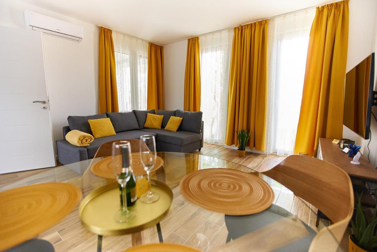 דירות Starlight Bronze Szeged- Exclusive מראה חיצוני תמונה